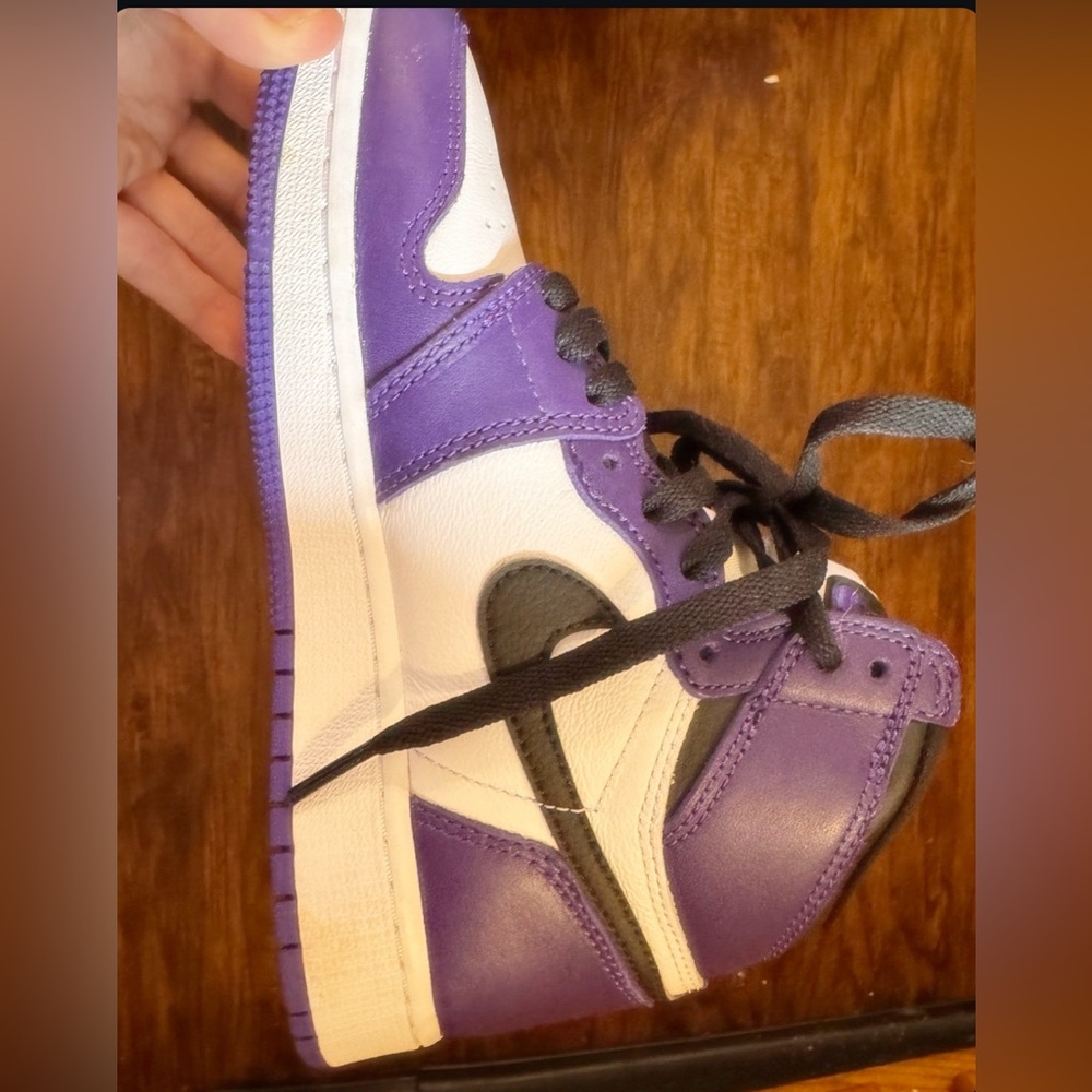 Nike! AIR JORDAN! Size 4Y